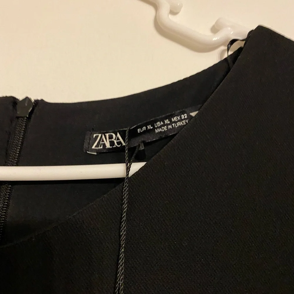 Zara‎ dress